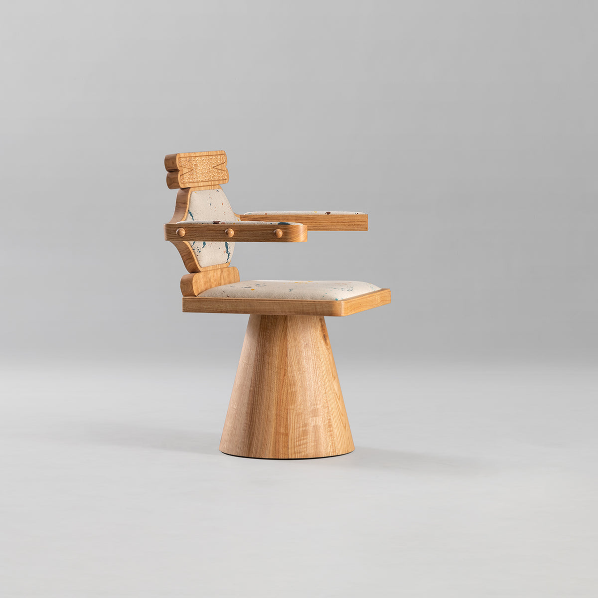 King Pin Chair