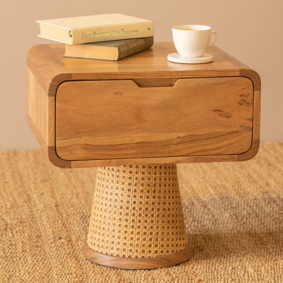 Pulo Bedside Table