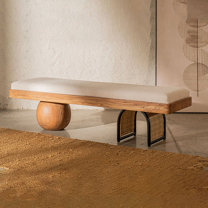 Avis Bench
