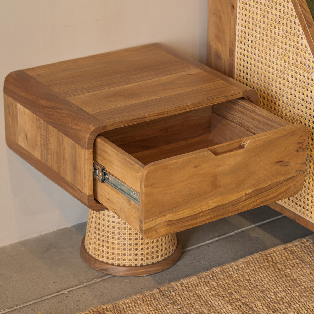 Pulo Bedside Table
