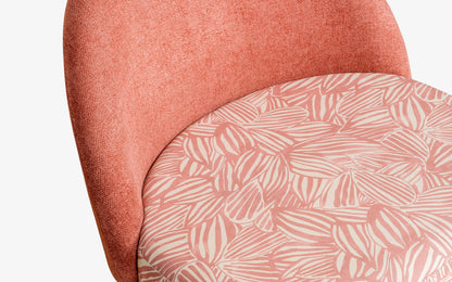 Dastoori Outdoor Lounge Chair