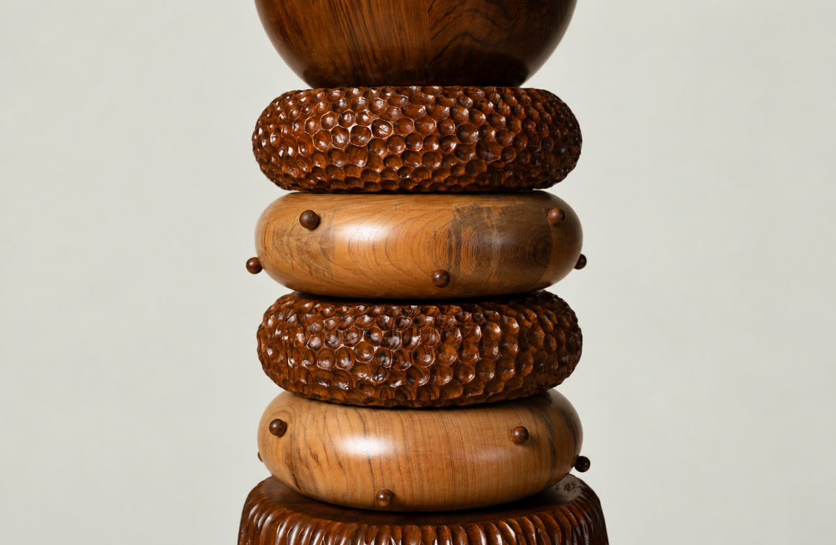 Dory Jet Totem Lamp