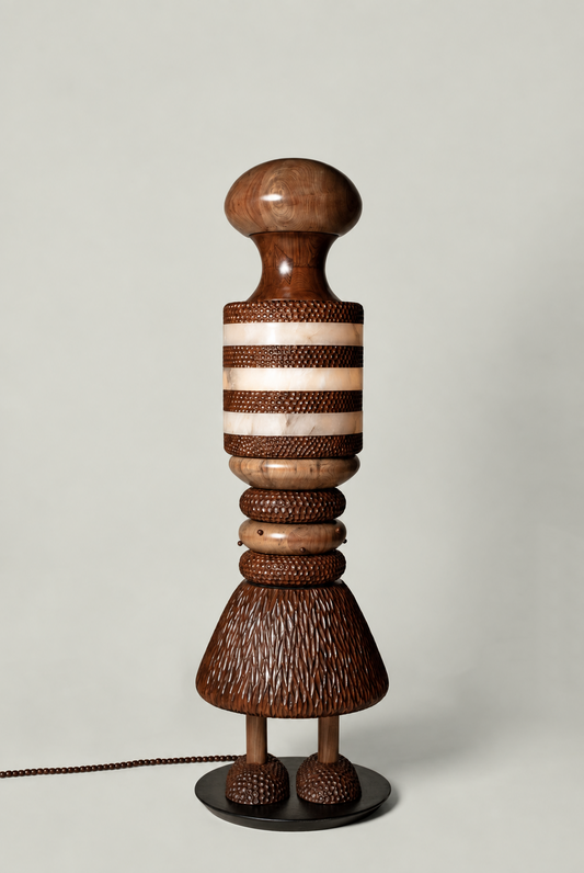 Mushu Raven Totem Lamp