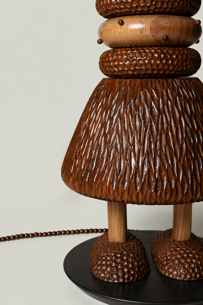 Mushu Raven Totem Lamp