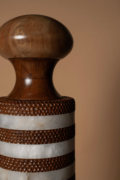 Mushu Raven Totem Lamp