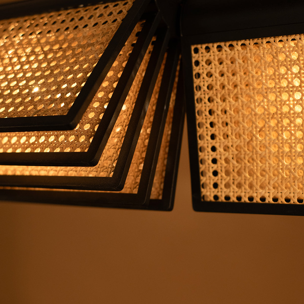 Reeding Suspension Lamp