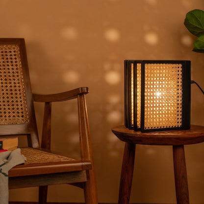Reeding Table Lamp
