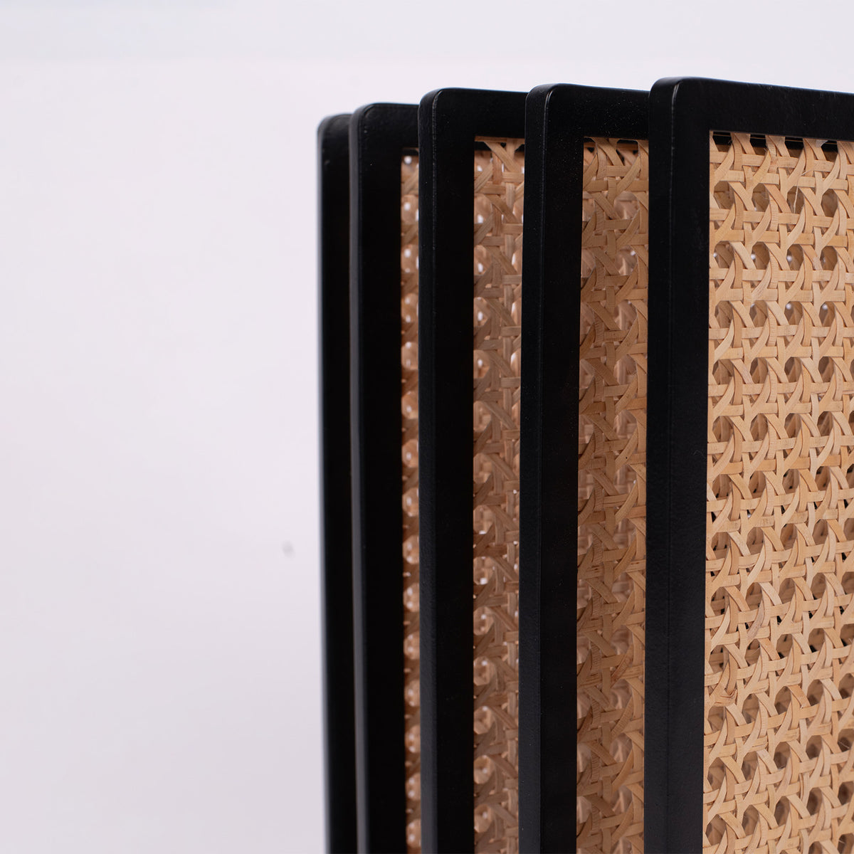Reeding Table Lamp