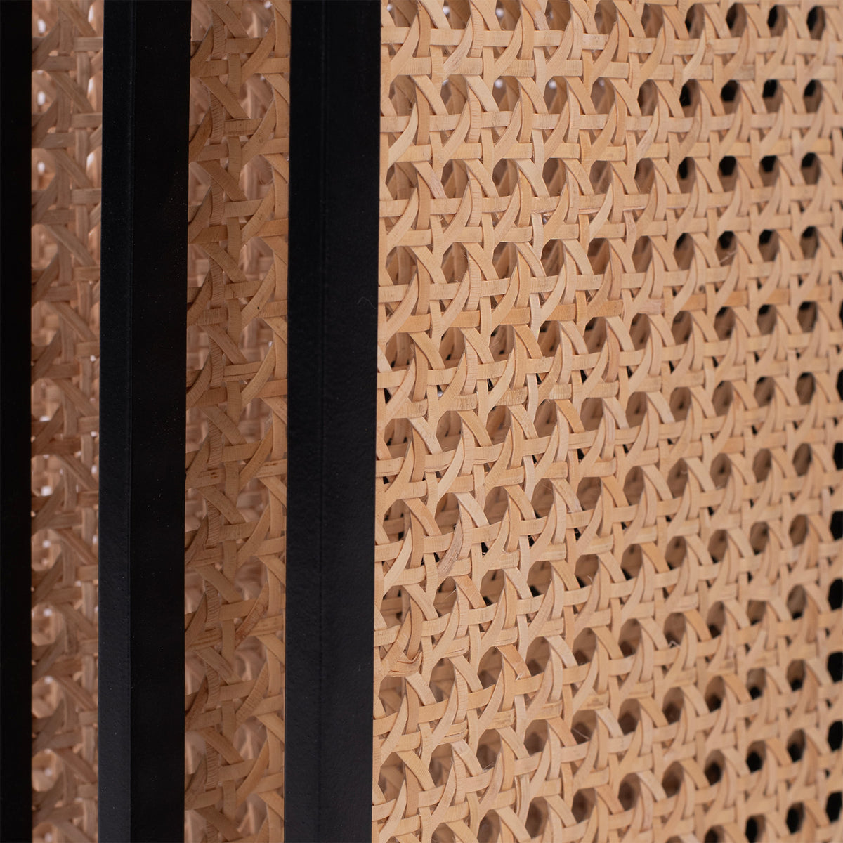 Reeding Table Lamp