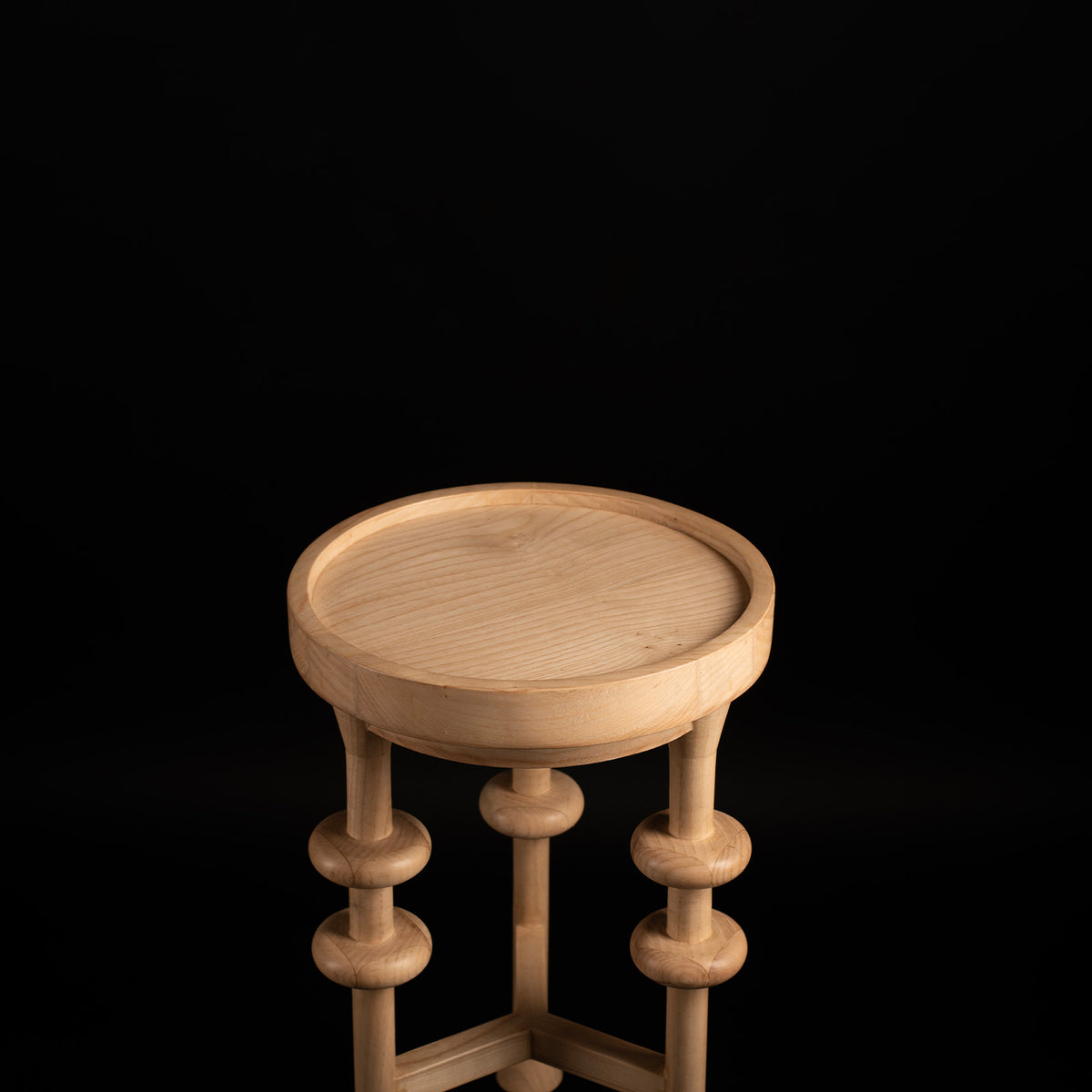 Explorer table - Ash Wood